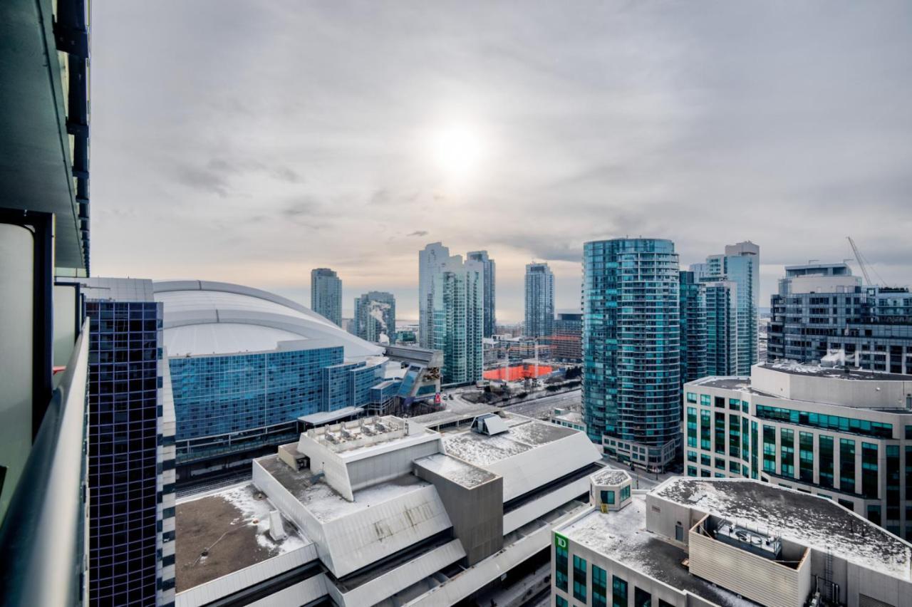 Апартаменты Luxury Adventure Cn Tower/Mtcc/Scotiabank Arena Торонто Экстерьер фото